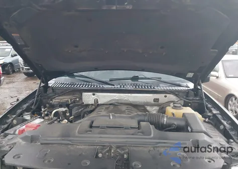 2015 Ford Expedition Xlt z USA, uszkodzony, nr VIN 1FMJU1HT8FEF25554